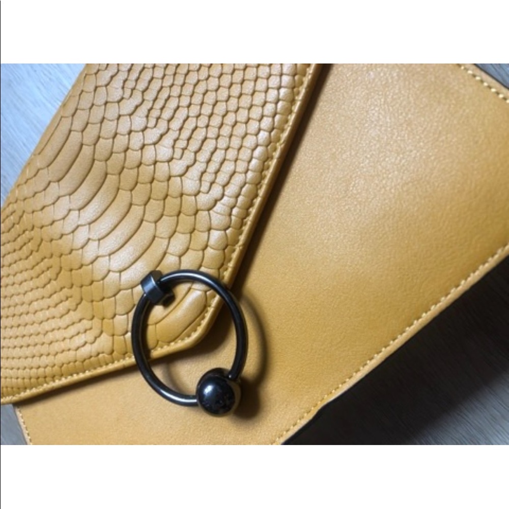 Mustard yellow purse, as new